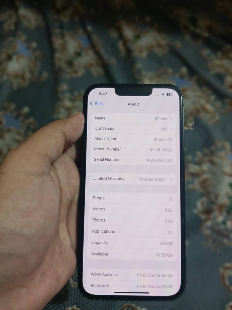 Apple iPhone 13 1