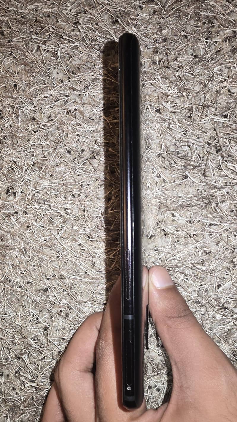 One Plus 6T 5