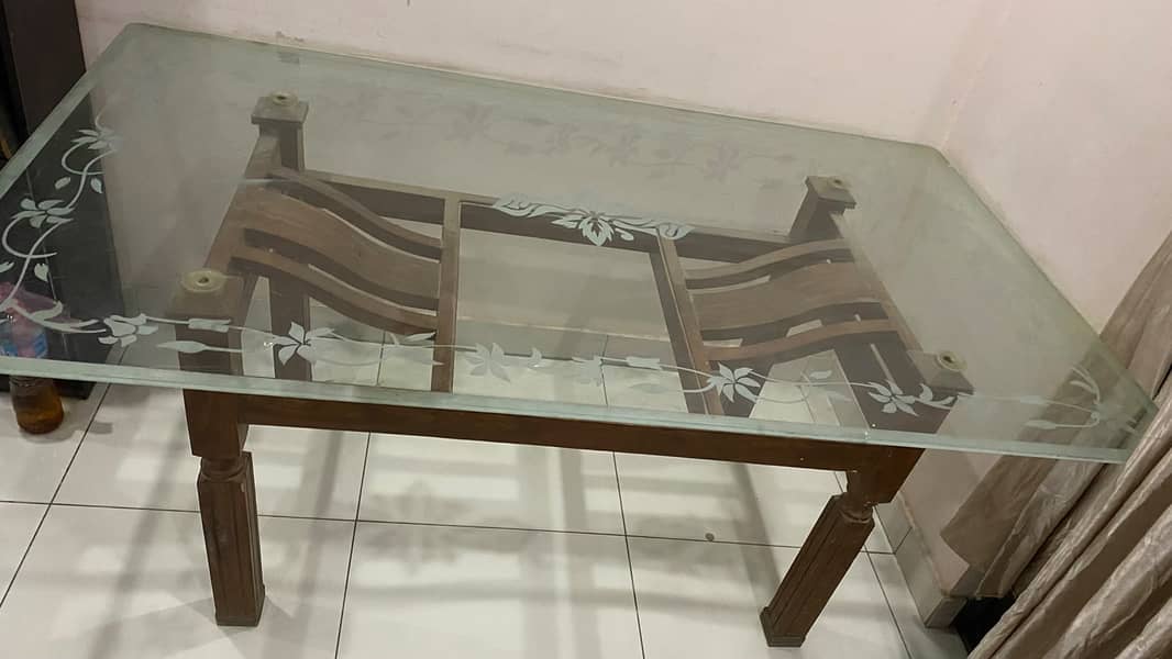 6 seater dining table 0