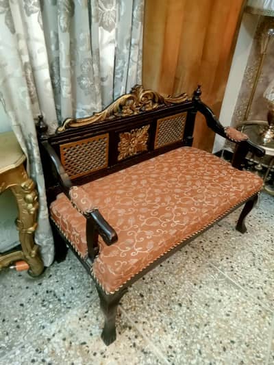 2 seater chinyoti sofa