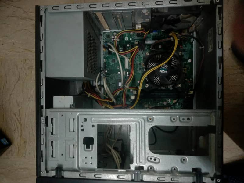 Hp case with board And processor 2