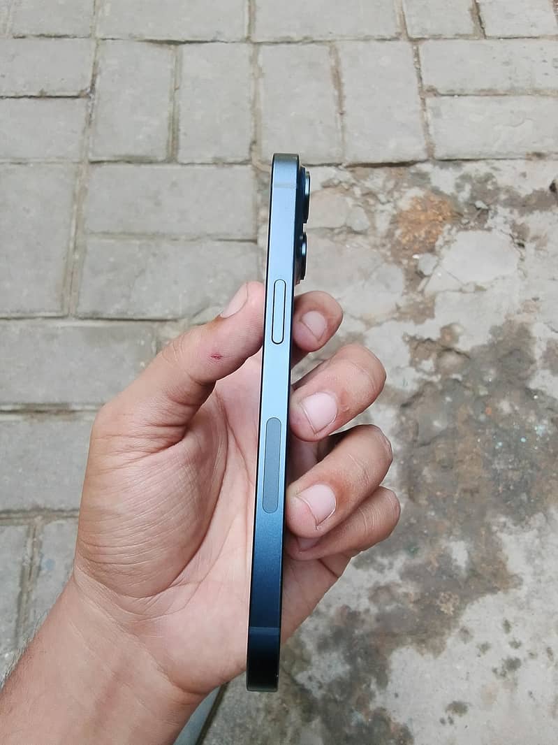 Apple iPhone 14 1