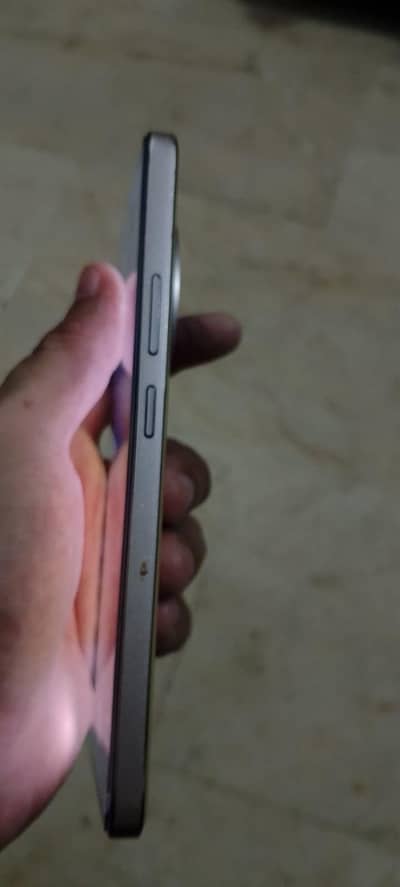 Realme 13 Plus