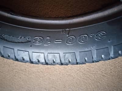 Suzuki 150 tyre tube & supporter.