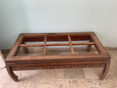 Table without mirror