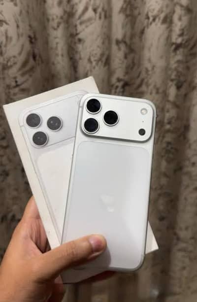 17 pro max 256gb with box minor board issue complete phone available