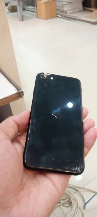 Apple iPhone SE factory unlock
