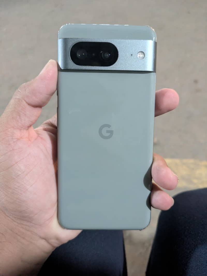 Google Pixel 8 1