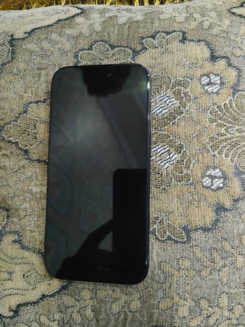 Apple iPhone 14 Pro 1