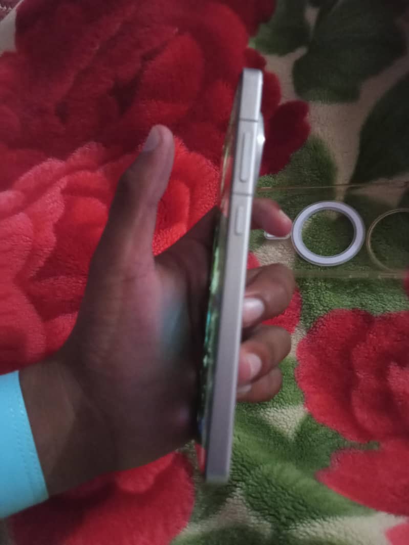 One Plus 13R 3