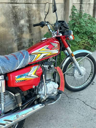 Honda CG 125 2025 model new (red) 10/9