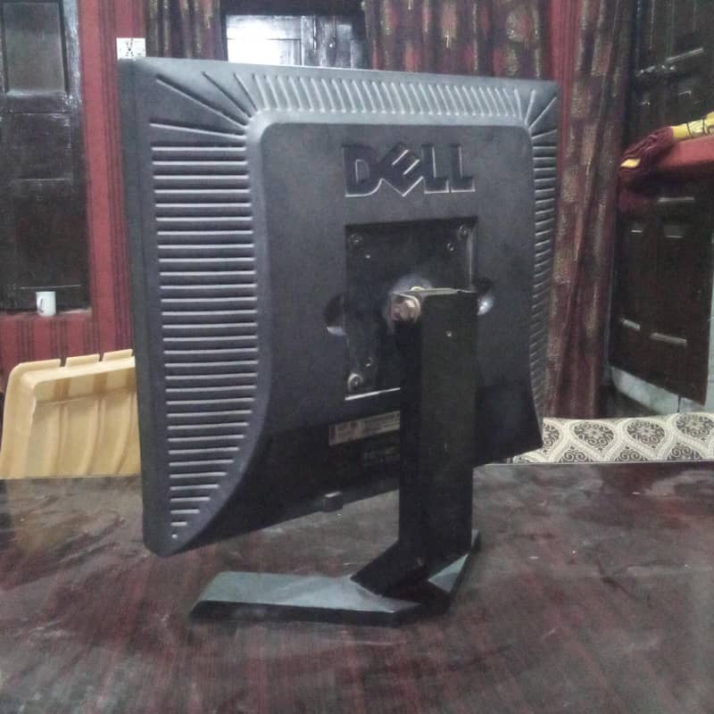 Dell 14" computer LCD 1