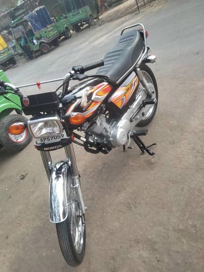100% totally genuine Honda cg125