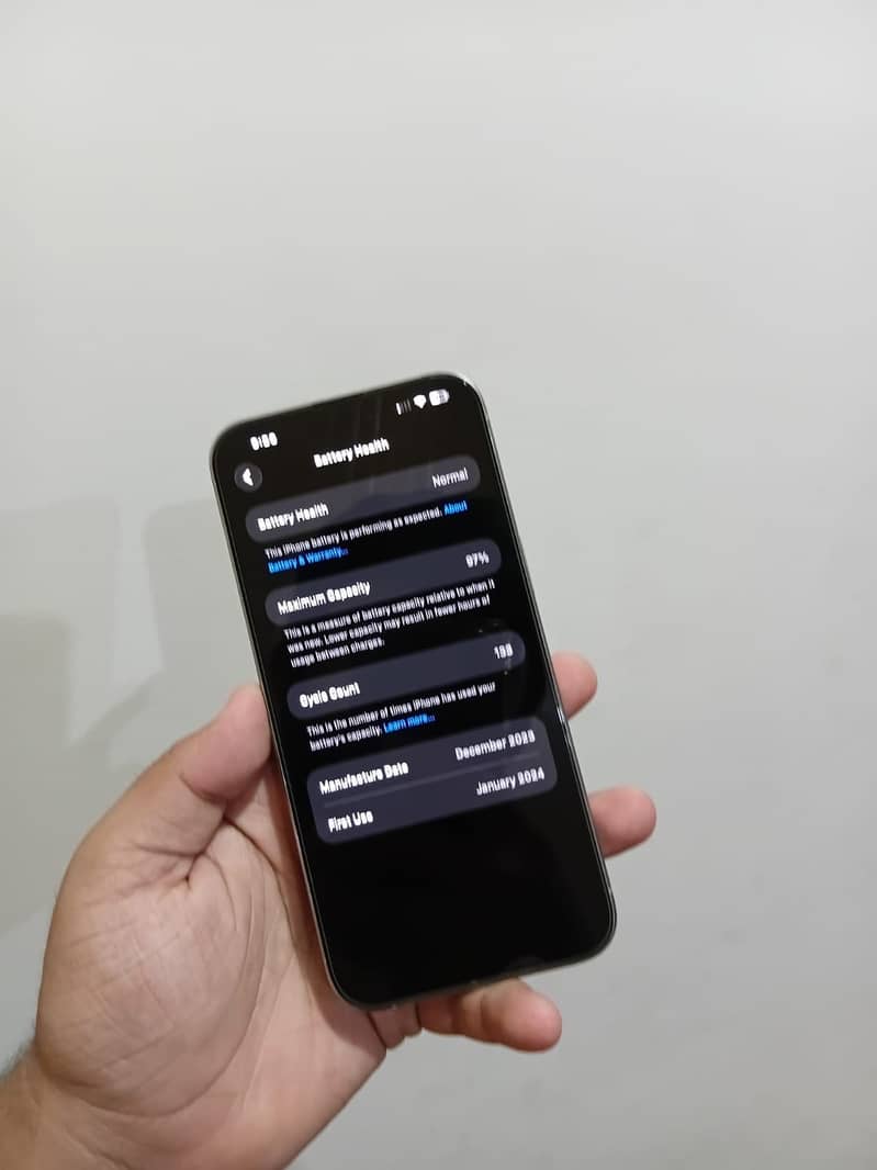 Apple iPhone 15 Pro Max 1