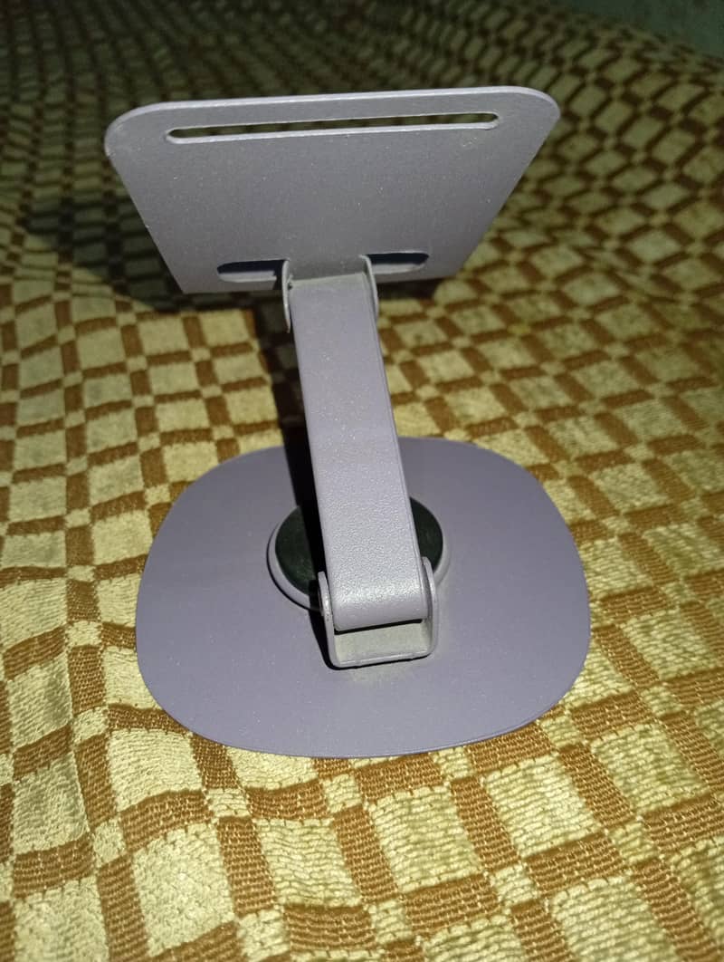 mobile stand 1