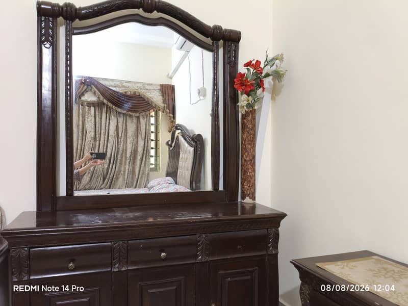 sheshum woid solid king size bed 3