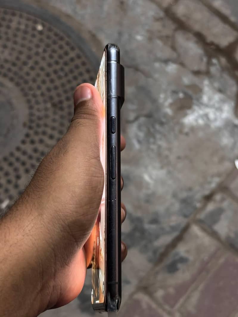 Google Pixel 8 Pro 3