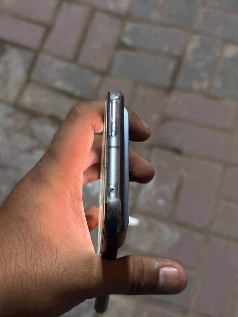 Google Pixel 8 Pro 4