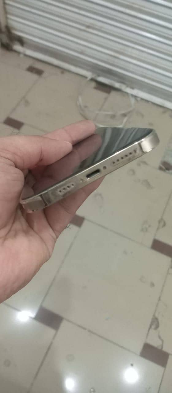 Apple iPhone 12 Pro Max 5