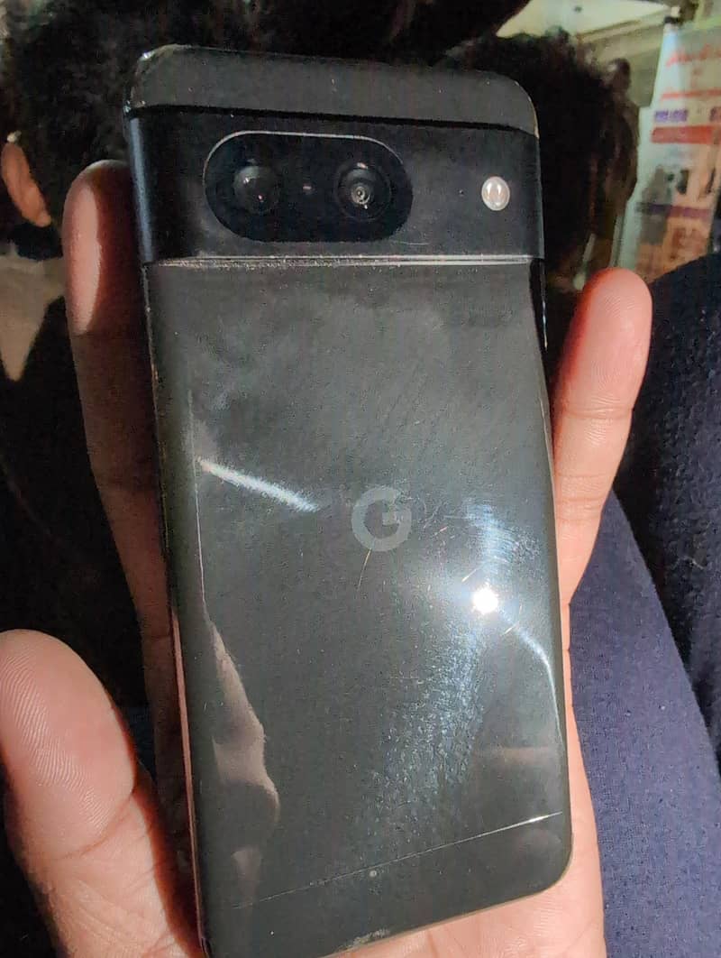 Google Pixel 8 1