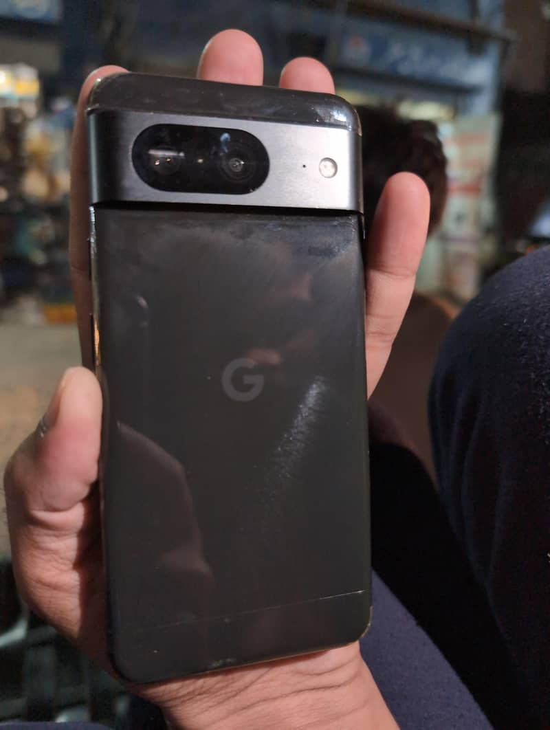 Google Pixel 8 2