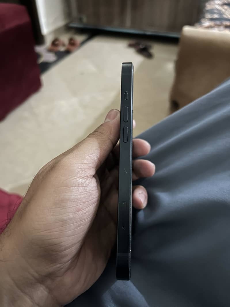 Apple iPhone 13(jv) + iPhone 7(for sim) 3