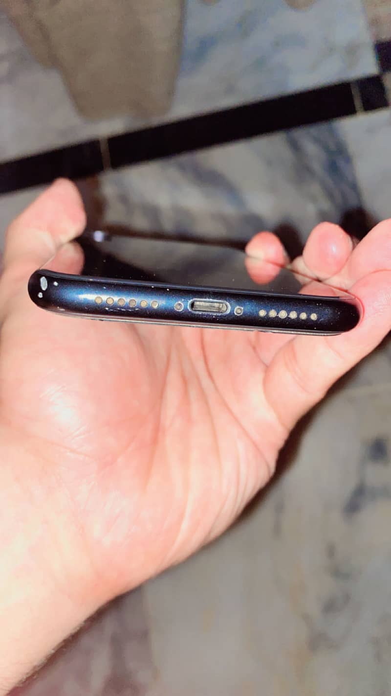 Apple iPhone XR 2