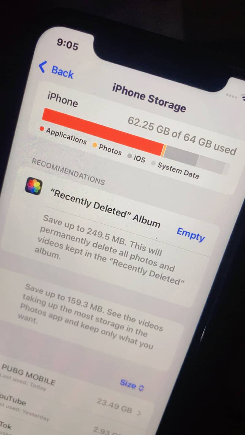 Apple iPhone XR 7