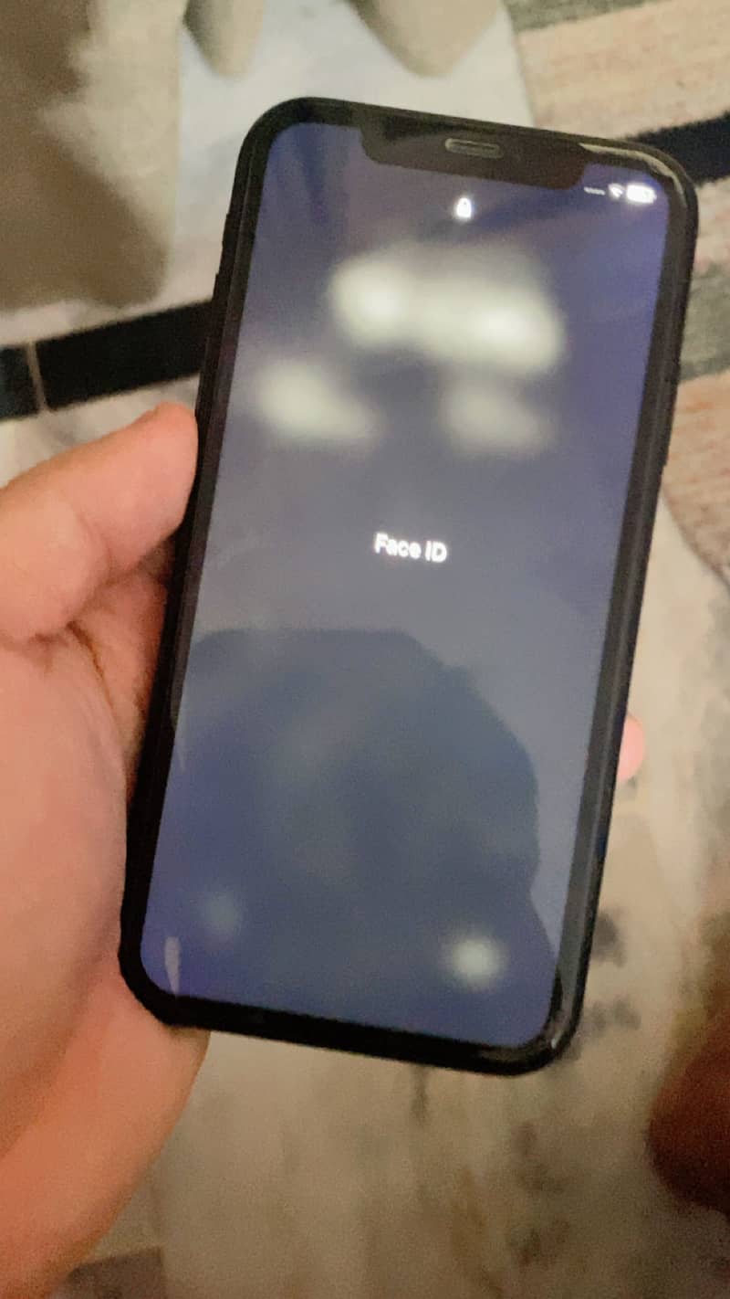Apple iPhone XR 8