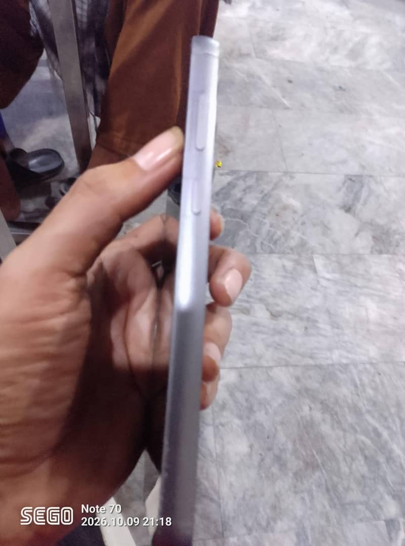 Samsung Mobile 4