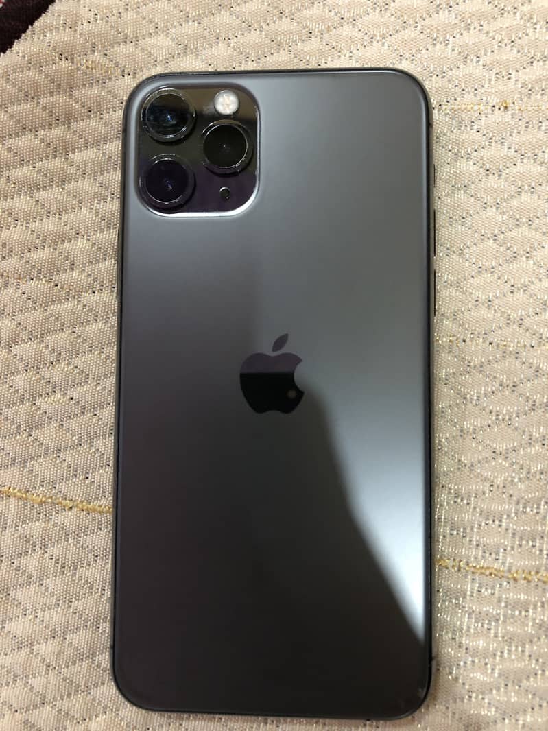 Apple iPhone 11 Pro 1