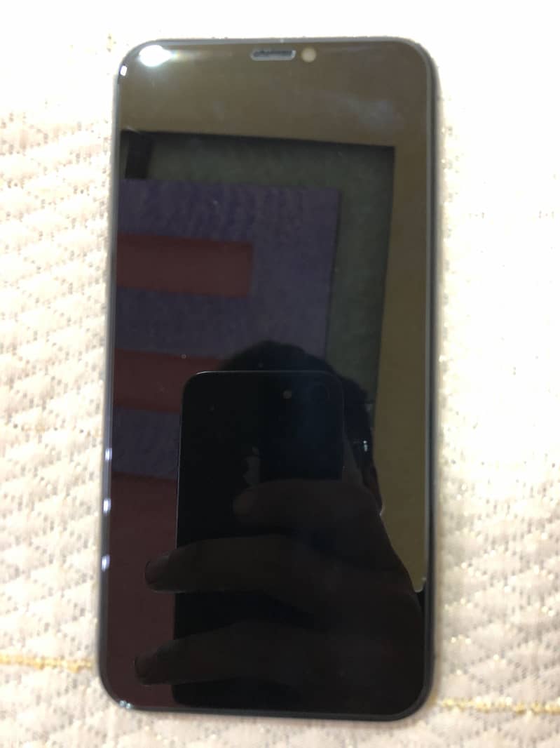 Apple iPhone 11 Pro 4