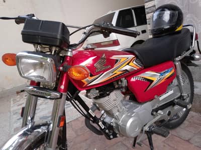 Honda 125, 10 by 10 condition. Hangu