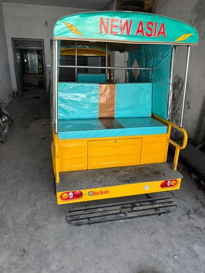 New Asia Rickshaw – Like New, Only 3900 KM Driven