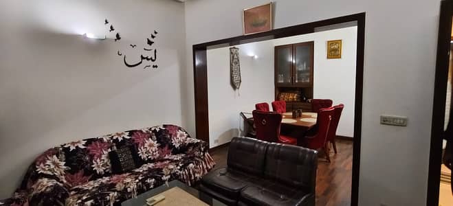 5 MARLA USED HOUSE FOR SELL IN DHA PHASE 3 IIDEAL FOR DECENT FAMILY