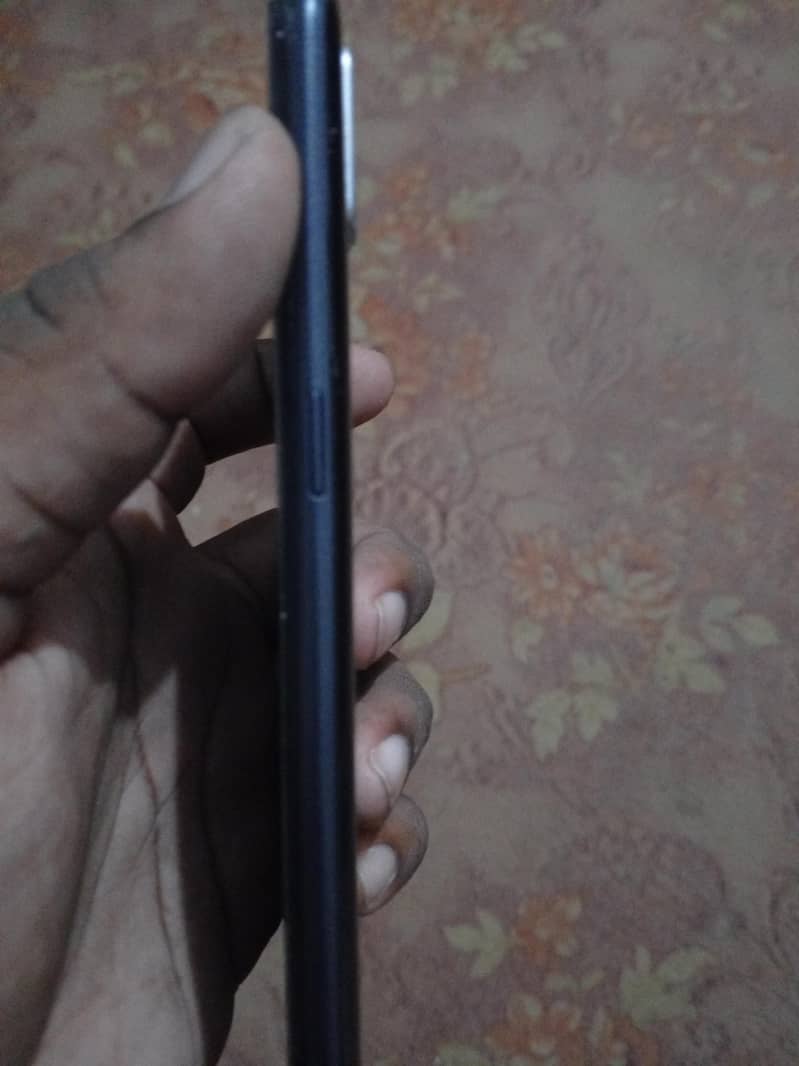Realme 3 Pro 3