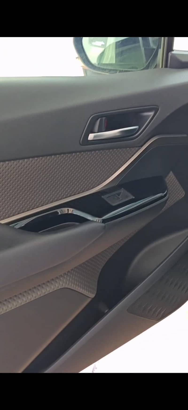 Toyota C-HR 2019/2024 - Cars - 1120280623