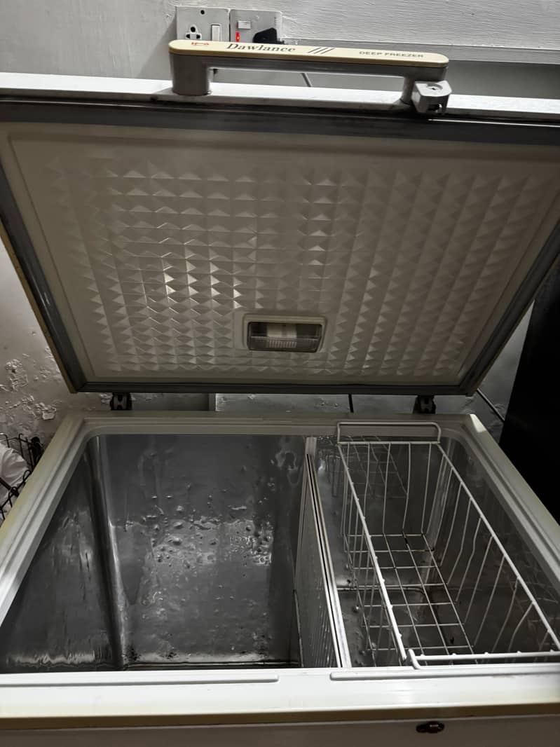Dawlance deep freezer fully functional 2