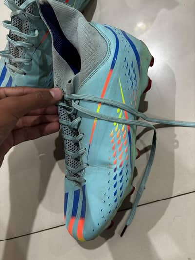 Adidas good condition shoes  size uk 6