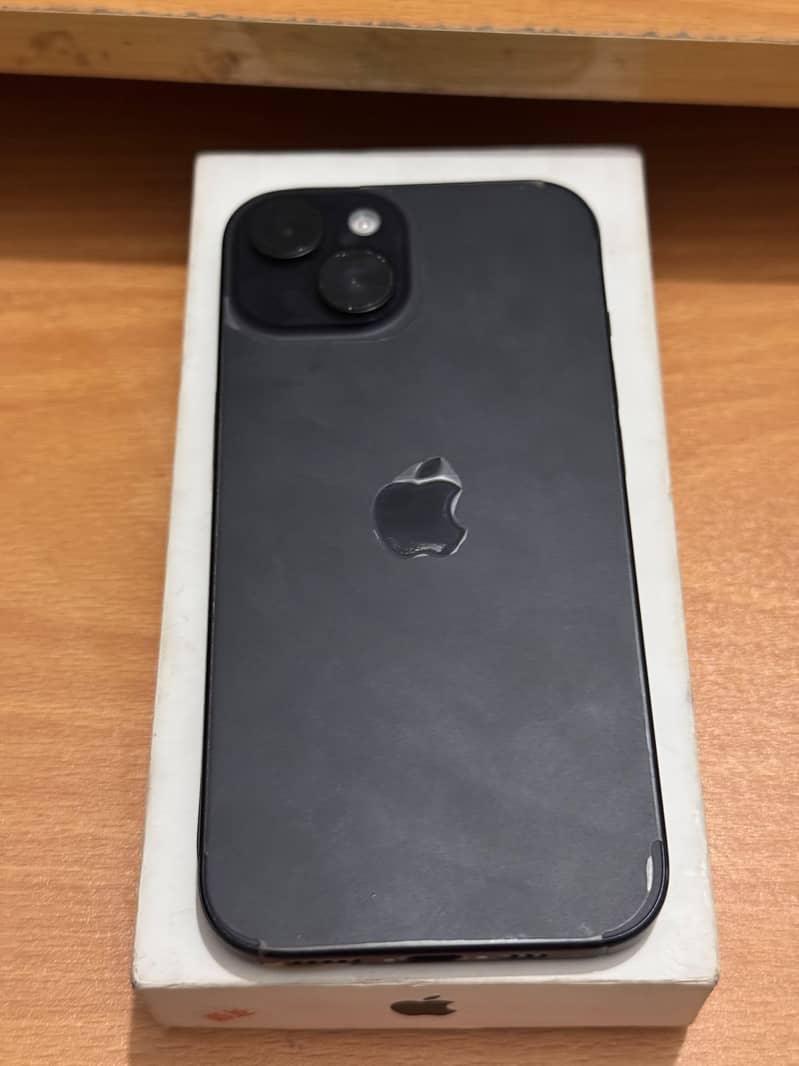 Apple iPhone 15 2