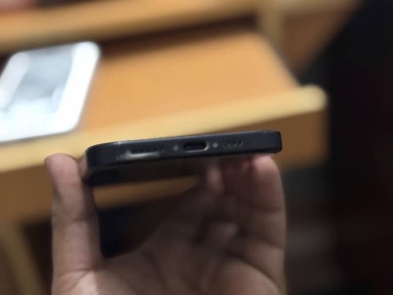 Apple iPhone 15 6