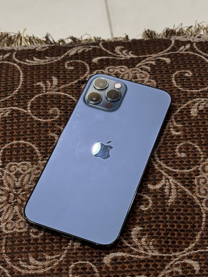 Apple iPhone 12 Pro 2