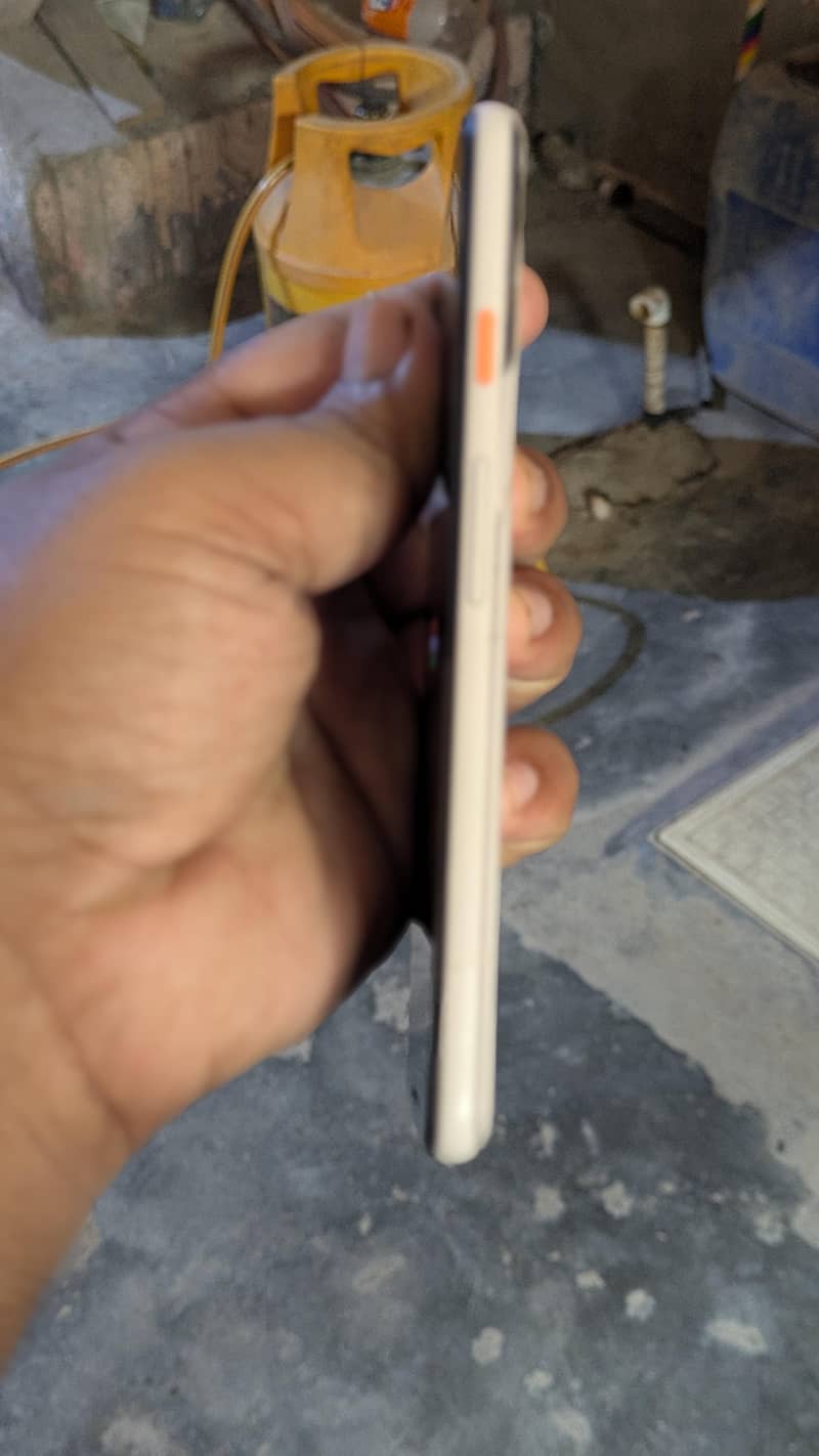 Google Pixel 3 4