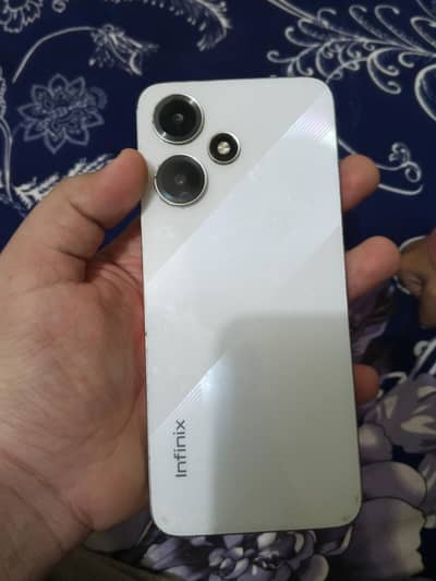 Infinix Hot 30 Play