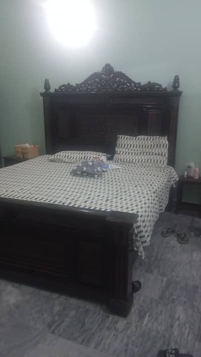 Bed set for sale