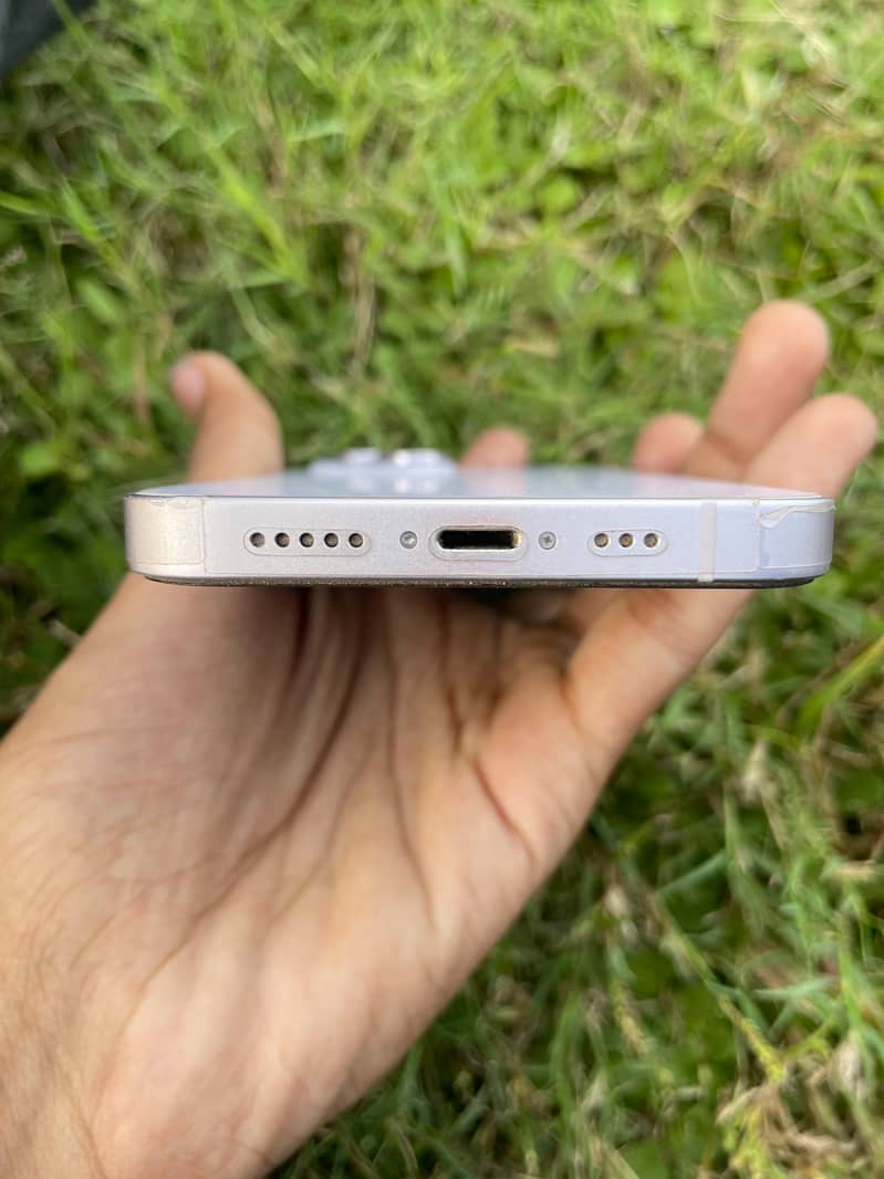 Apple iPhone 14 7