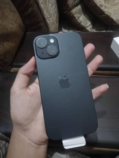 Apple iPhone 15