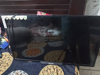 Eco star LCD 32" for sale condition 10/9 look like new