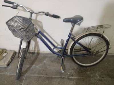 girl cycle