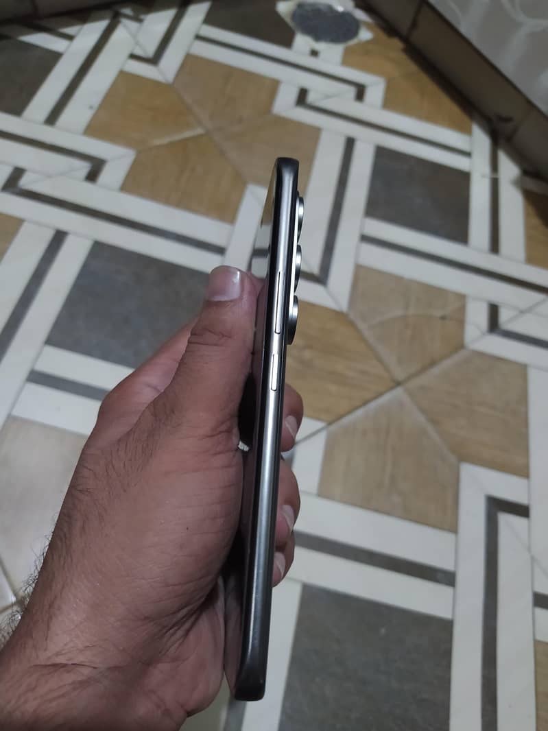 Tecno CAMON 15 Pro 0